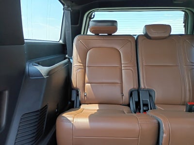 2022 Lincoln Navigator L Reserve