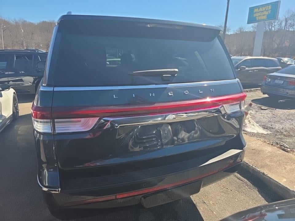 2022 Lincoln Navigator L Reserve