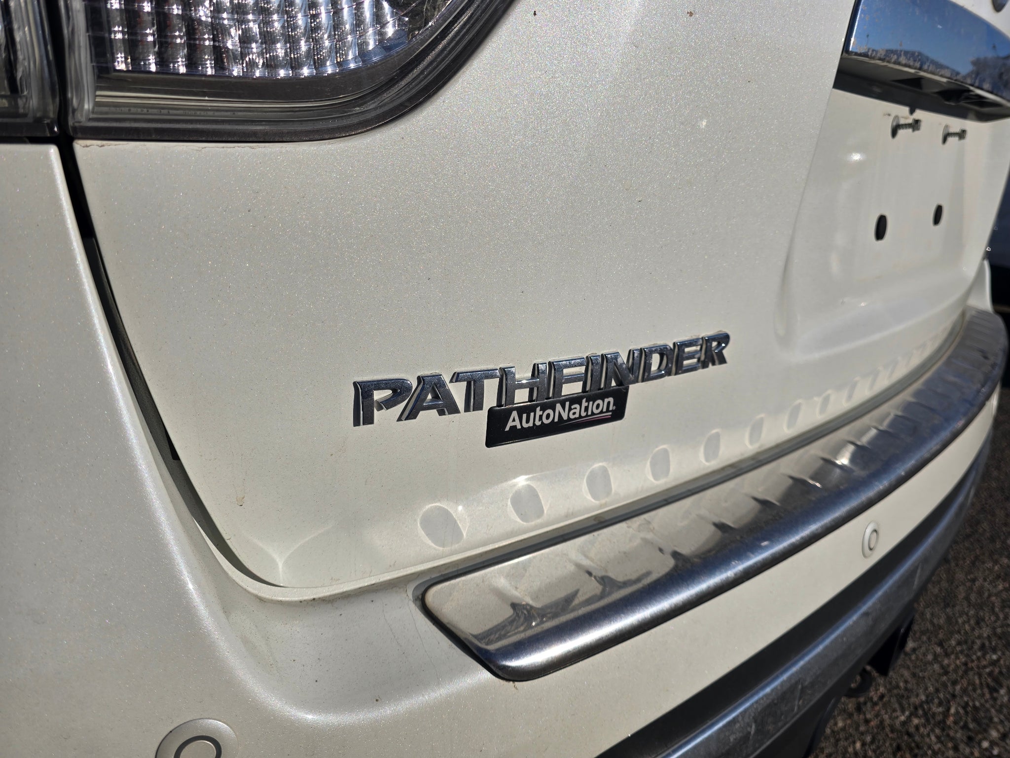 2016 Nissan Pathfinder SL