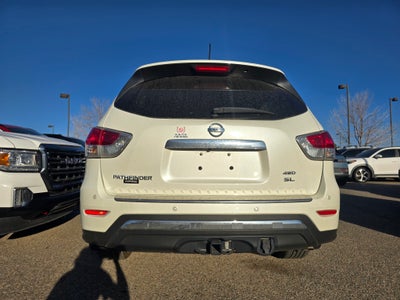 2016 Nissan Pathfinder SL