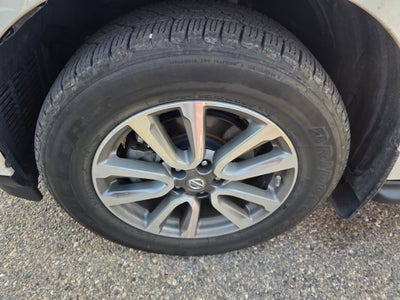 2016 Nissan Pathfinder SL