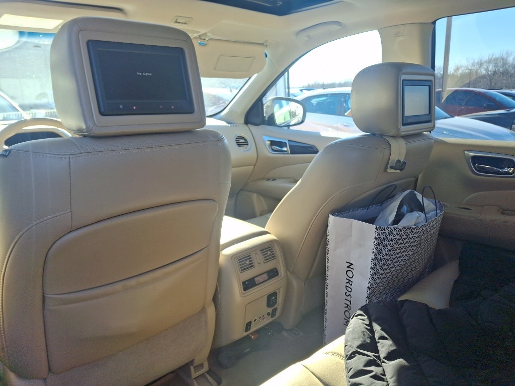 2014 Nissan Pathfinder Platinum