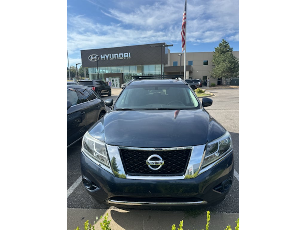 2014 Nissan Pathfinder SV