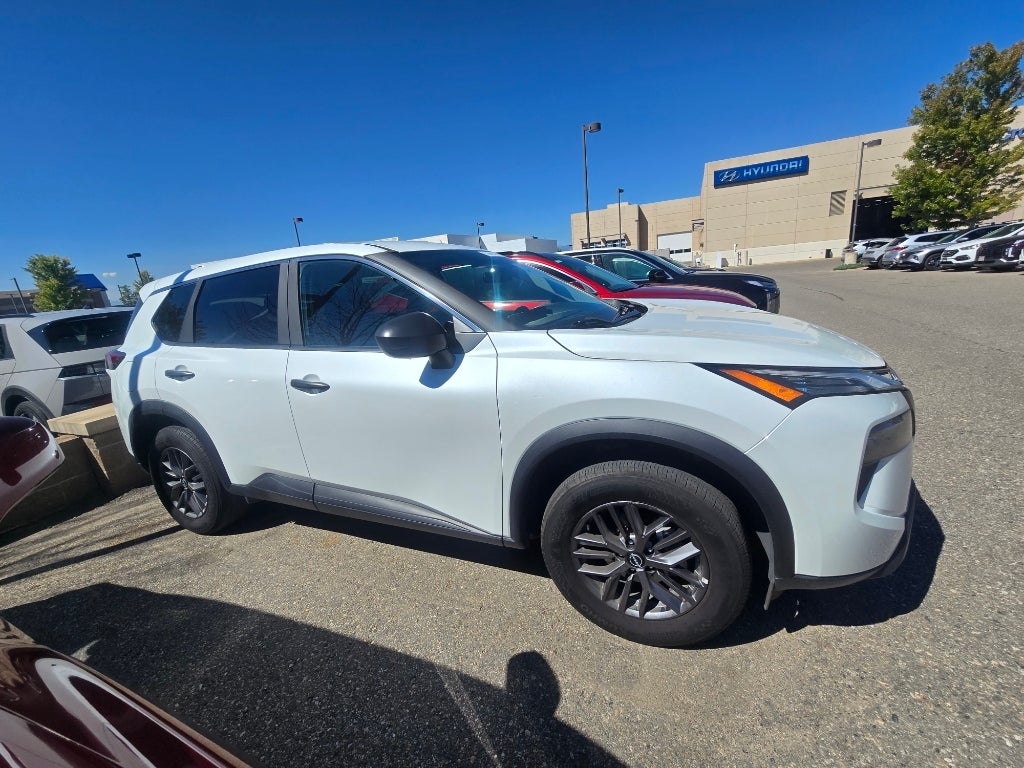 2024 Nissan Rogue S