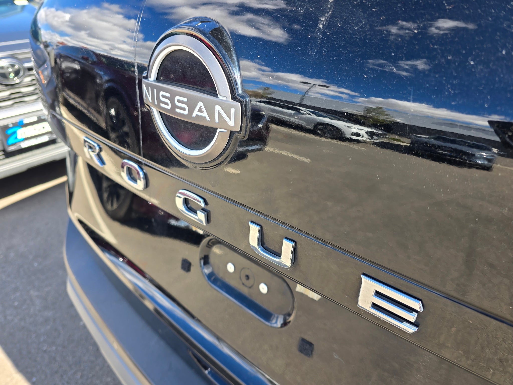 2023 Nissan Rogue S