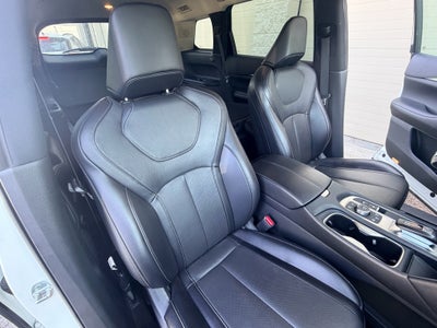 2024 INFINITI QX60 LUXE