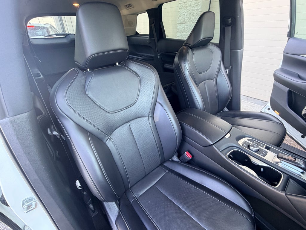 2024 INFINITI QX60 LUXE