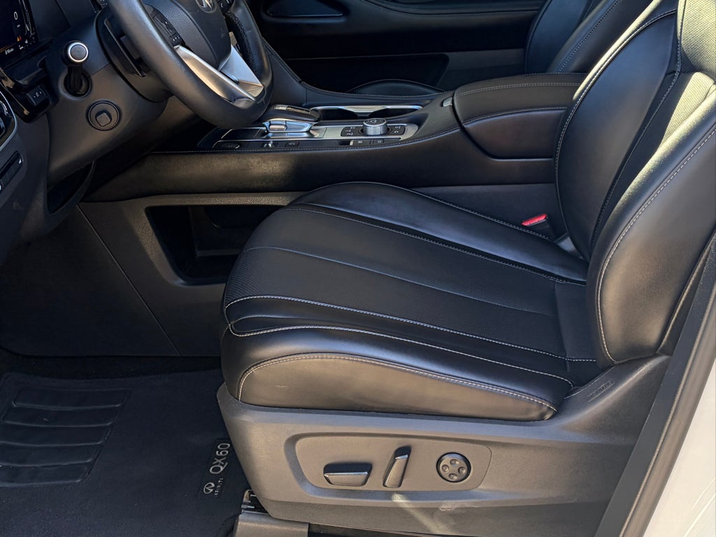 2024 INFINITI QX60 LUXE