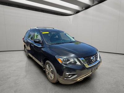 2018 Nissan Pathfinder SL