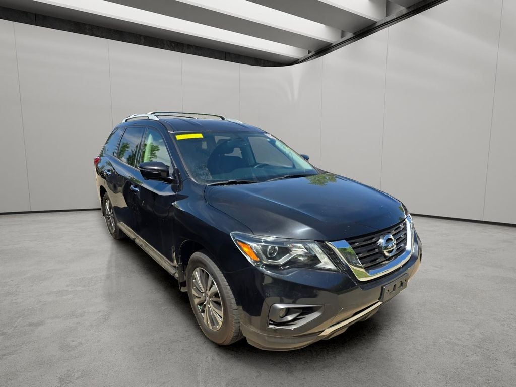 2018 Nissan Pathfinder SL