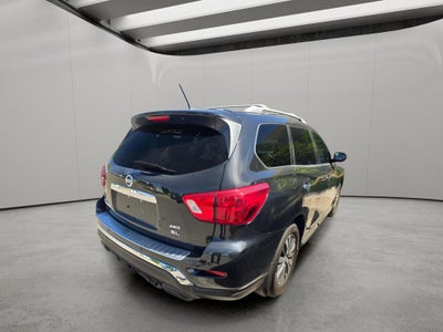 2018 Nissan Pathfinder SL