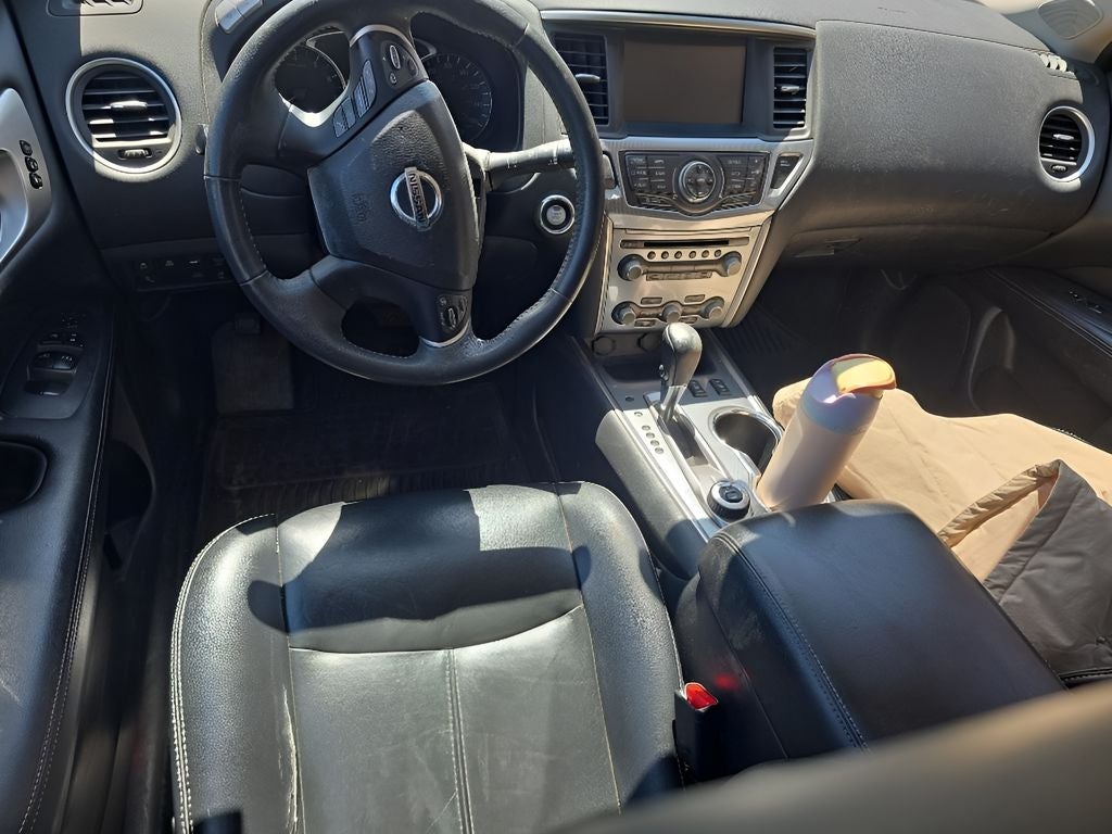 2017 Nissan Pathfinder SL