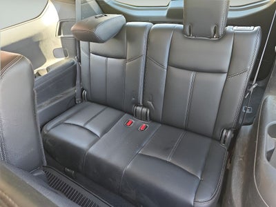 2017 Nissan Pathfinder SL