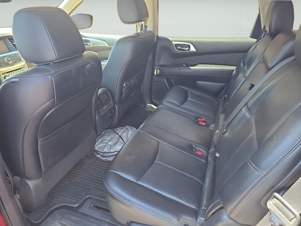 2017 Nissan Pathfinder SL