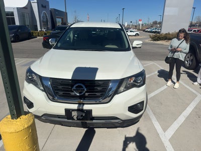 2018 Nissan Pathfinder SL