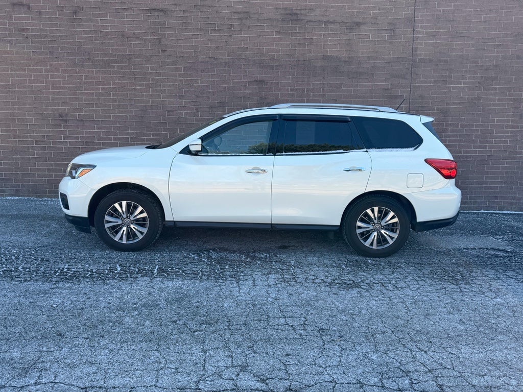 2018 Nissan Pathfinder SL