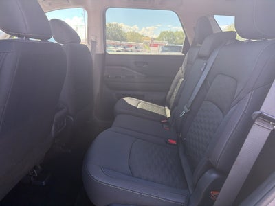 2026 Nissan Pathfinder S