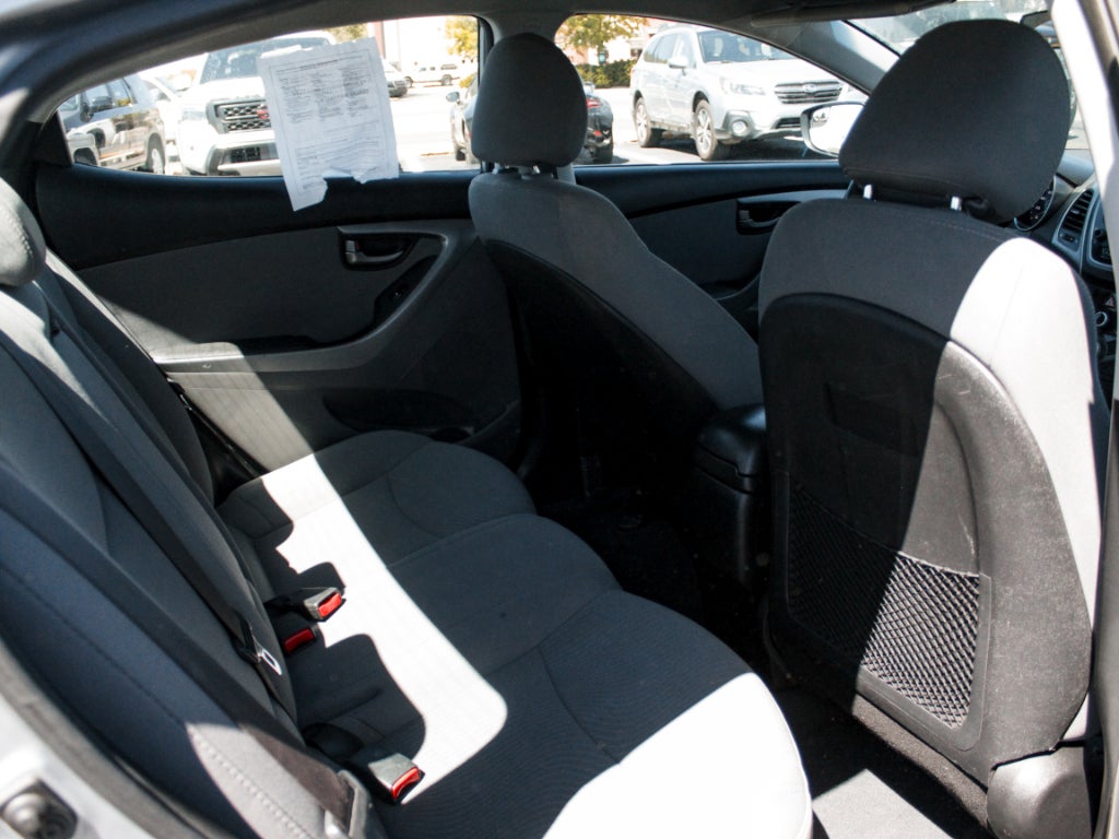 2015 Hyundai Elantra SE