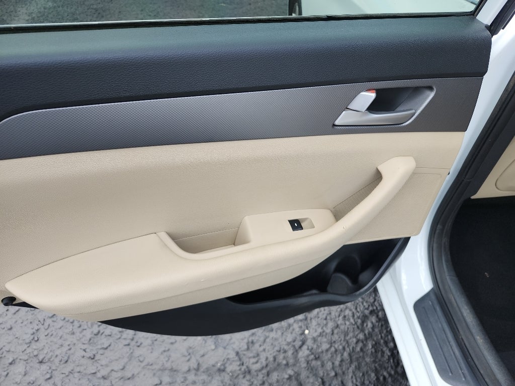 2016 Hyundai Sonata 2.4L SE