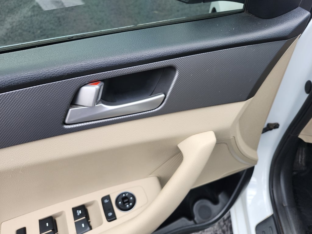 2016 Hyundai Sonata 2.4L SE