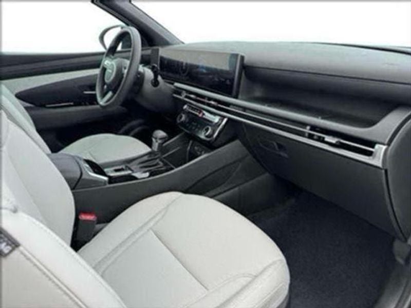 2025 Hyundai Santa Cruz SEL Activity