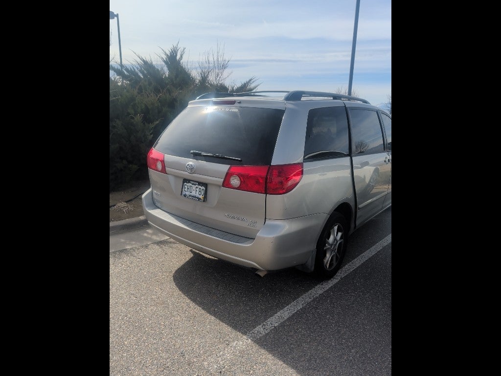 2006 Toyota Sienna LE