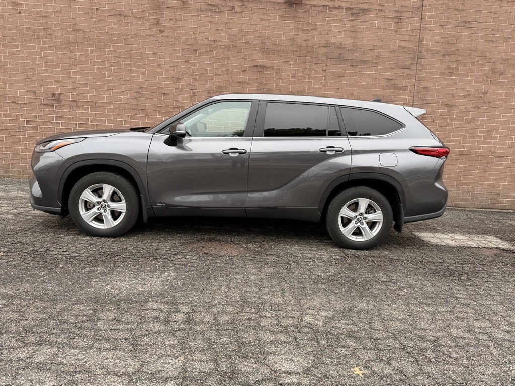 2023 Toyota Highlander Hybrid LE