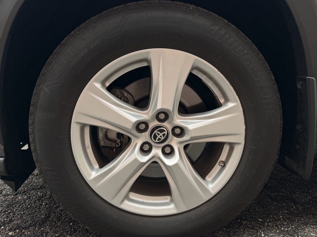 2023 Toyota Highlander Hybrid LE