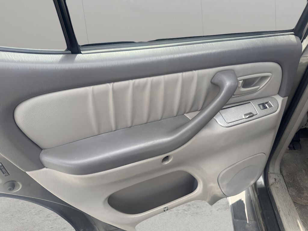 2005 Toyota Sequoia Limited