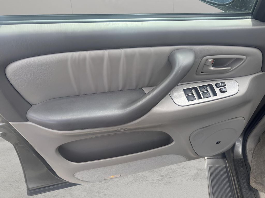 2005 Toyota Sequoia Limited