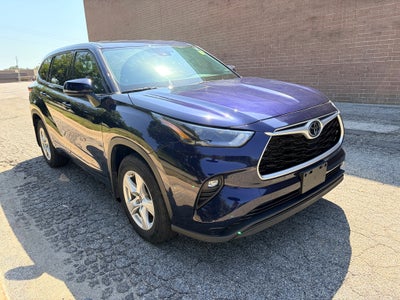 2022 Toyota Highlander LE