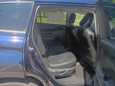 2020 Toyota Highlander LE
