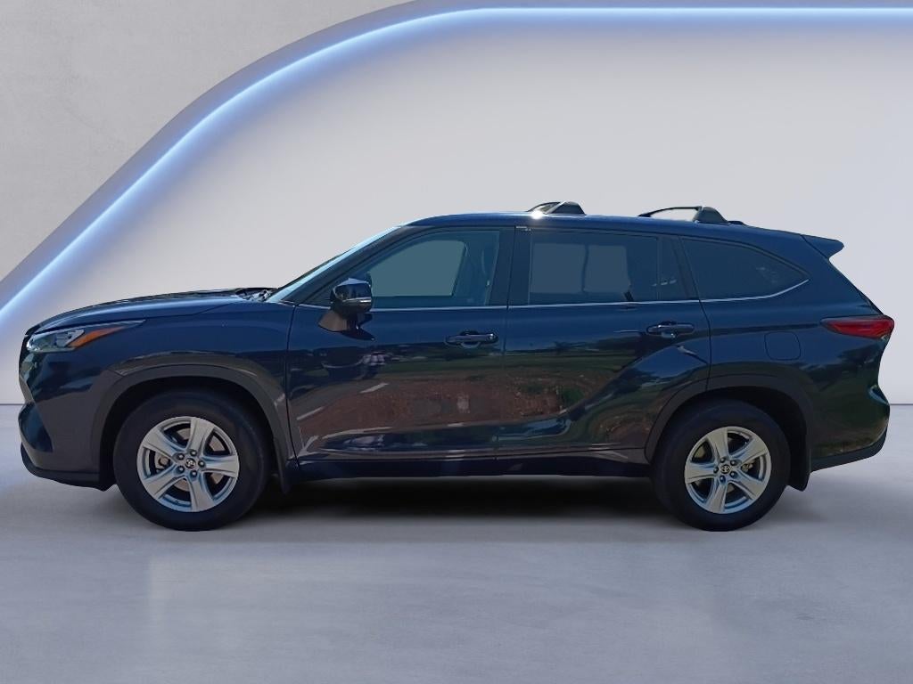 2020 Toyota Highlander LE