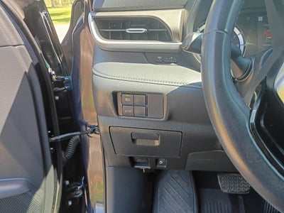 2020 Toyota Highlander LE