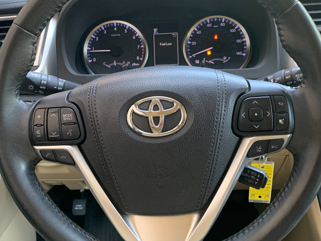 2017 Toyota Highlander LE Plus