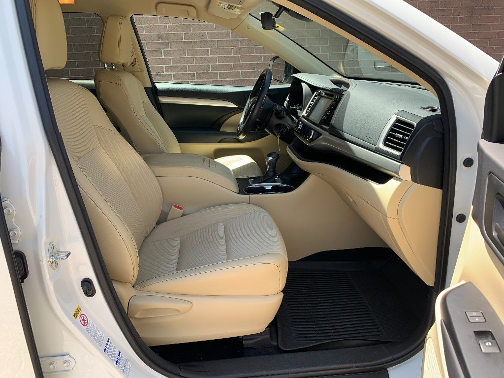 2017 Toyota Highlander LE Plus