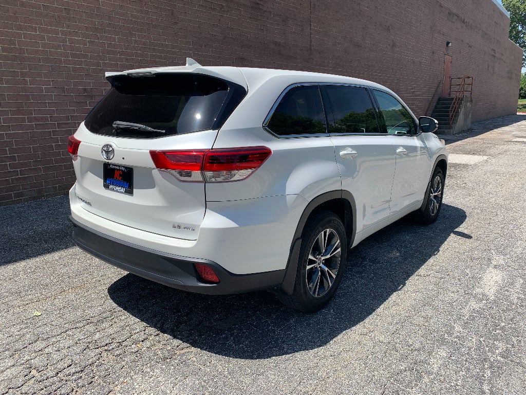 2017 Toyota Highlander LE Plus