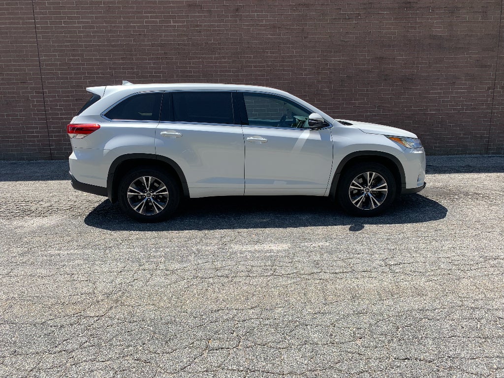 2017 Toyota Highlander LE Plus