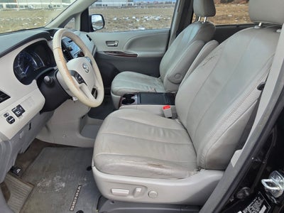 2014 Toyota Sienna XLE