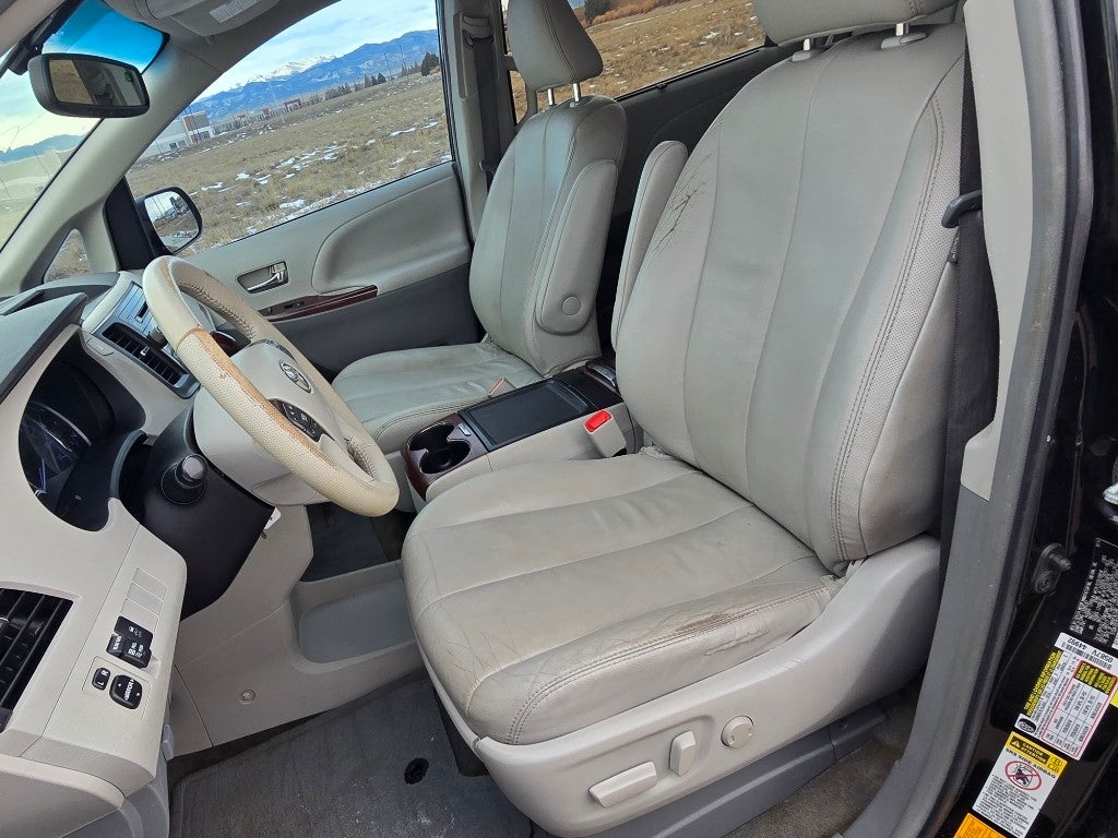 2014 Toyota Sienna XLE