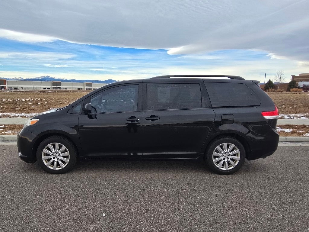 2014 Toyota Sienna XLE