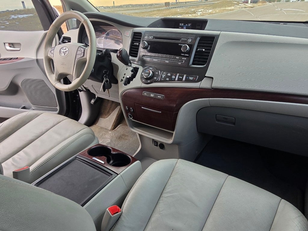 2014 Toyota Sienna XLE