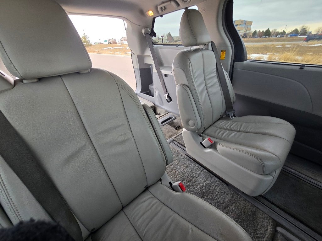2014 Toyota Sienna XLE