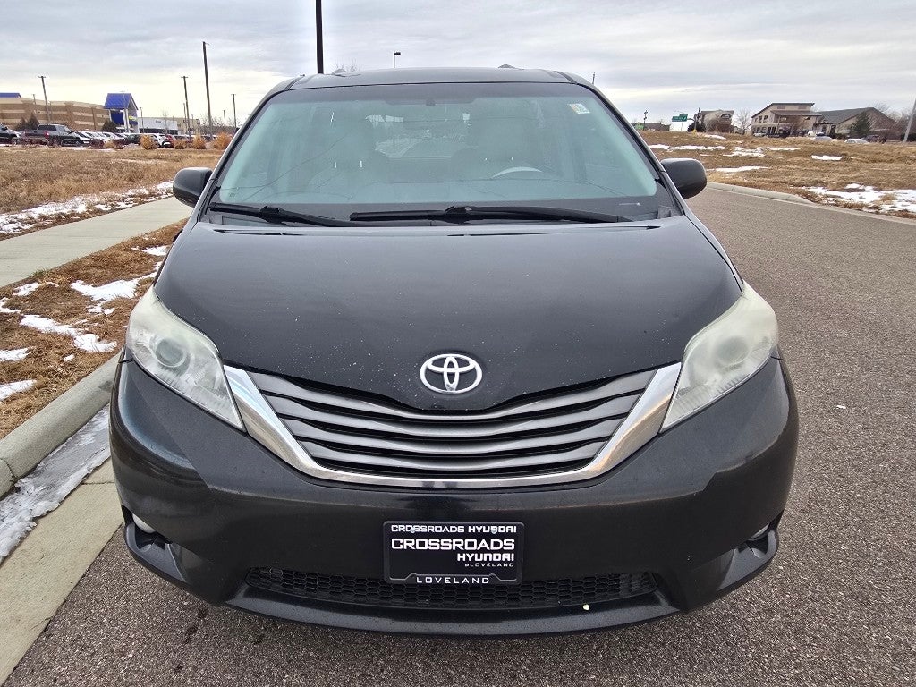 2014 Toyota Sienna XLE