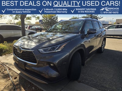2021 Toyota Highlander Hybrid Platinum