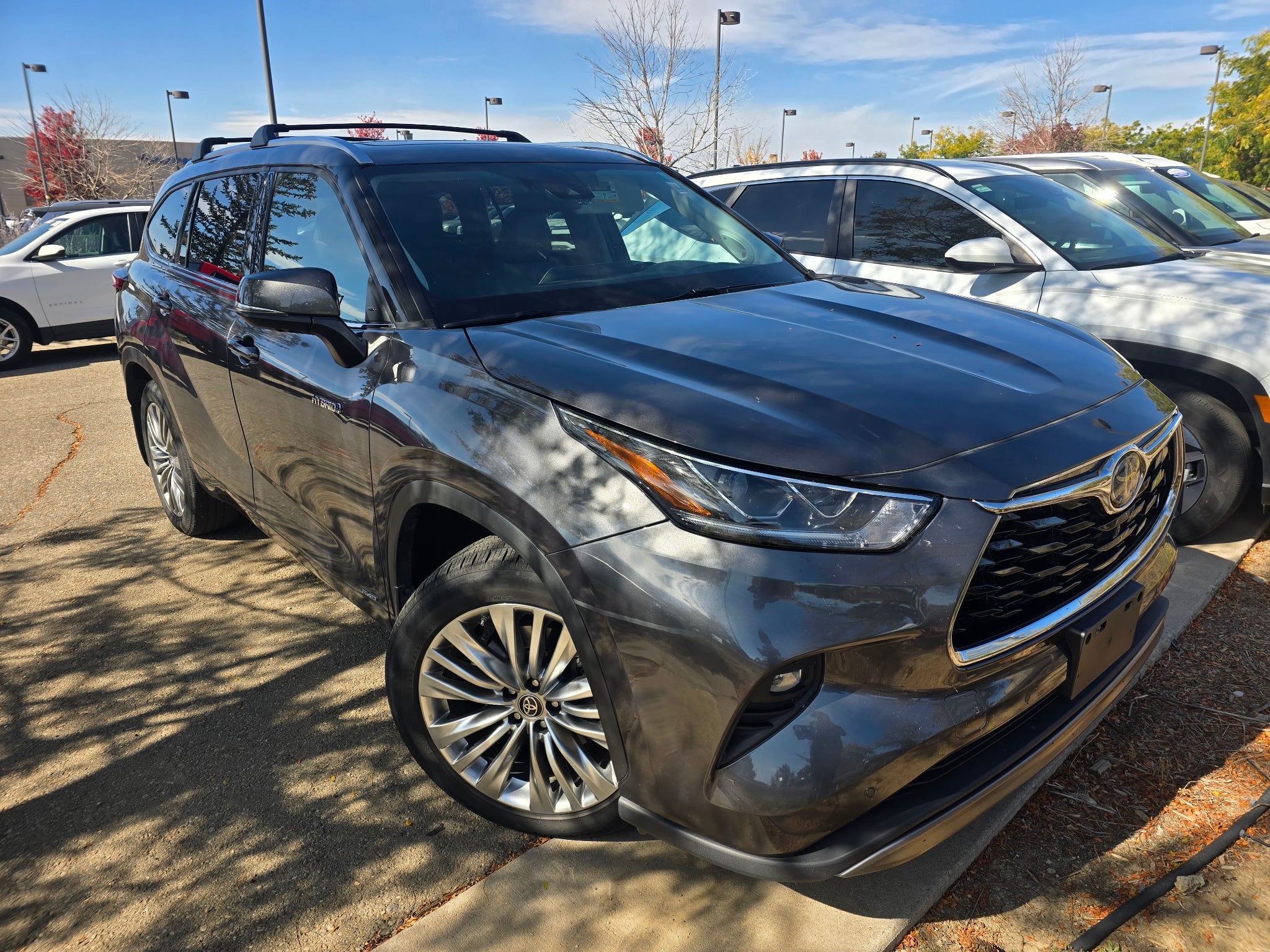 2021 Toyota Highlander Hybrid Platinum