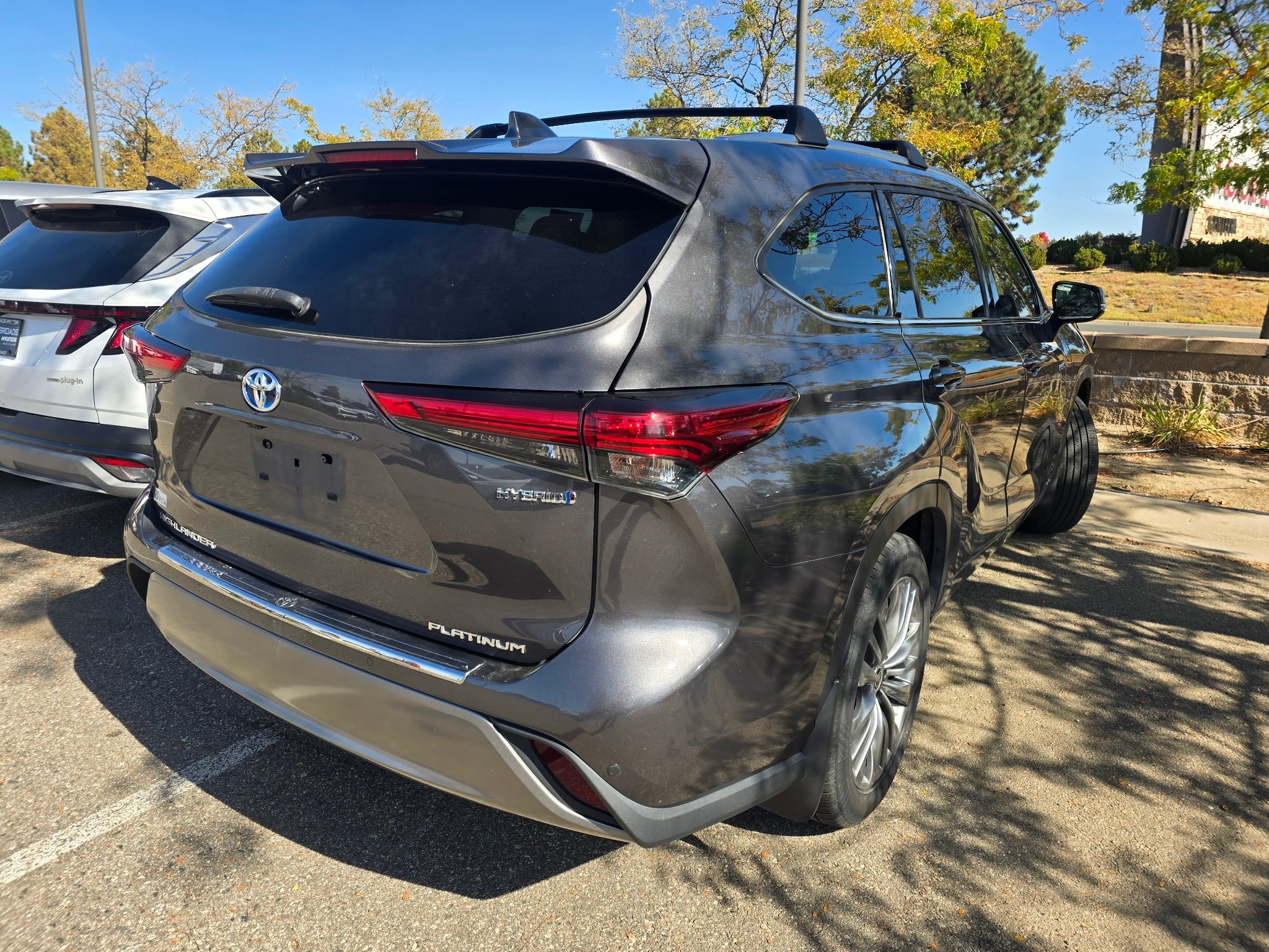 2021 Toyota Highlander Hybrid Platinum
