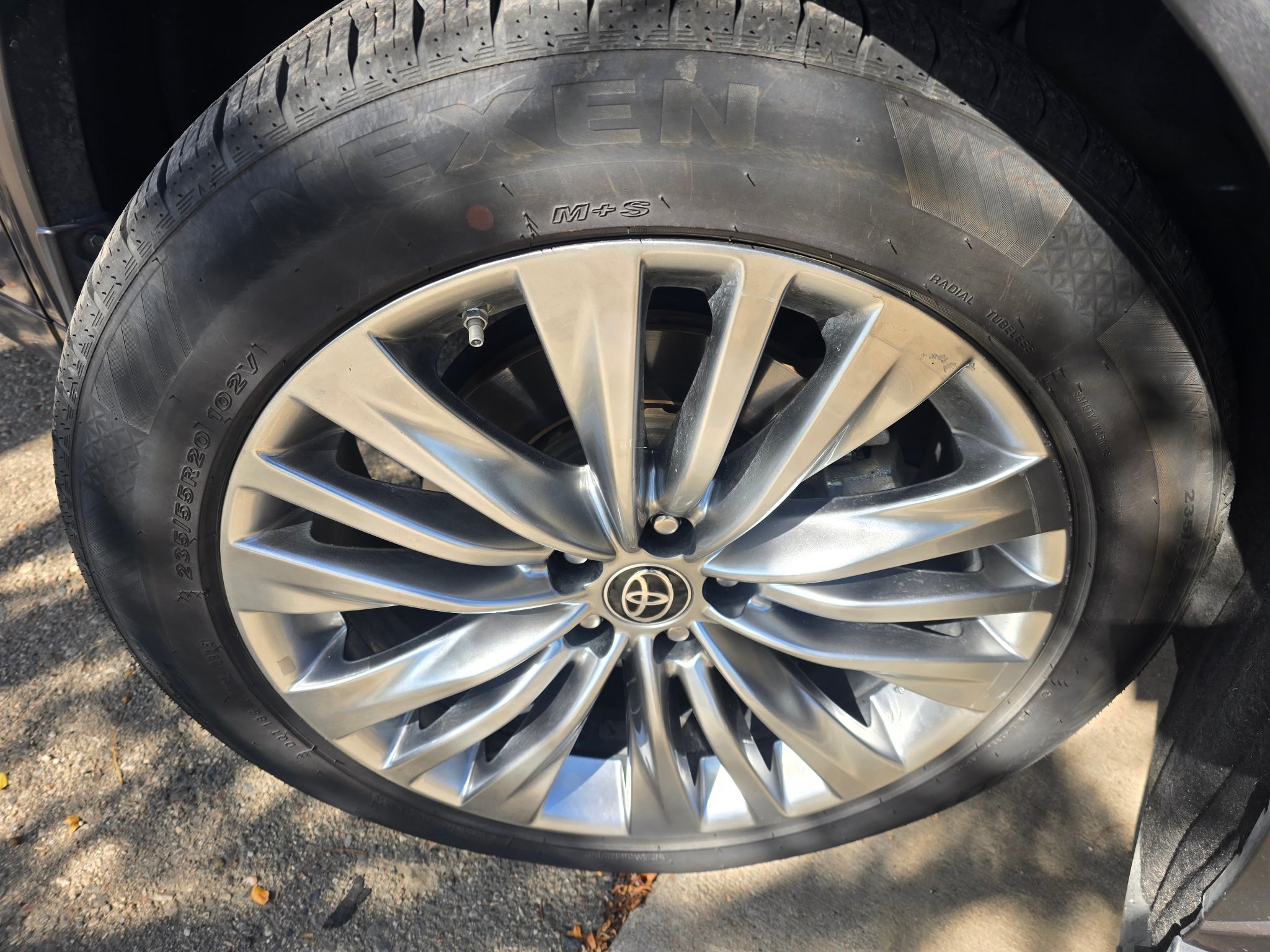 2021 Toyota Highlander Hybrid Platinum