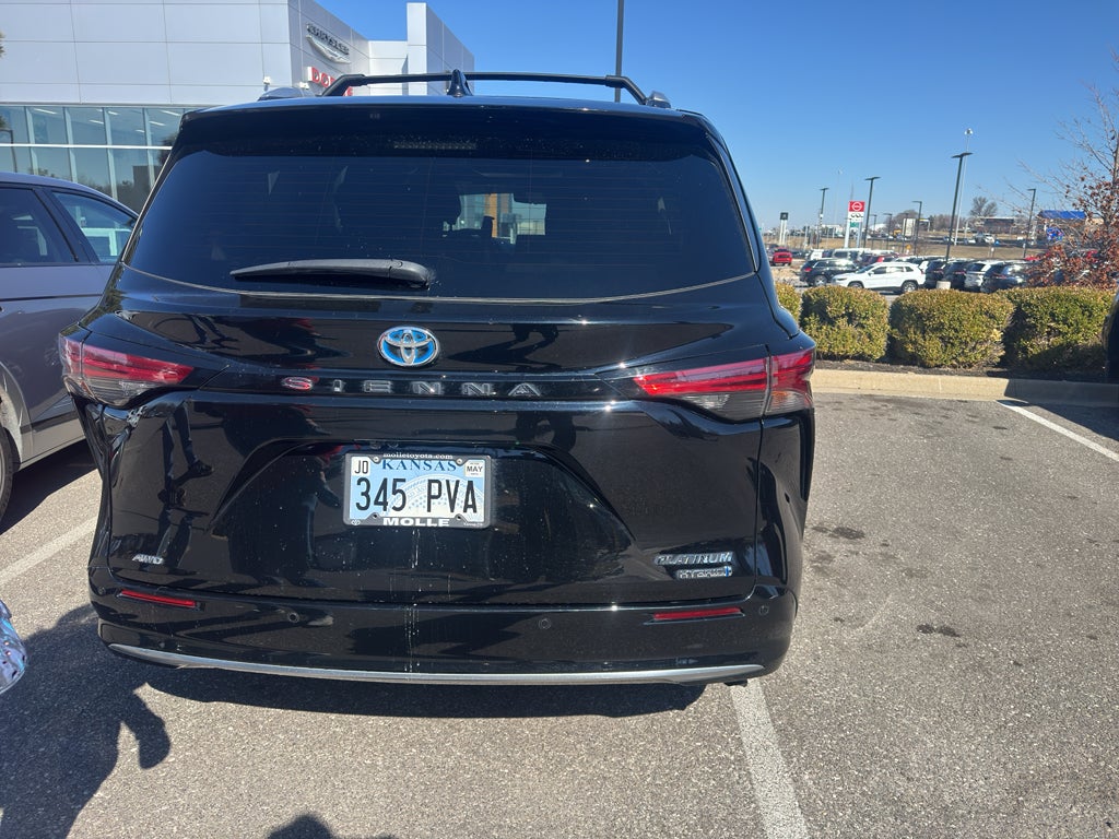 2022 Toyota Sienna Platinum