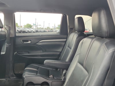 2018 Toyota Highlander SE